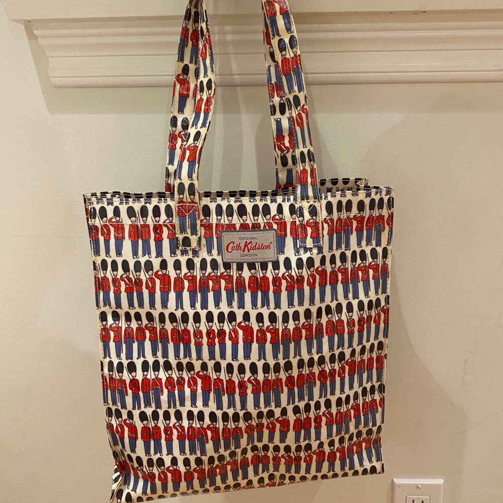 WOMEN’S English Guard Bag